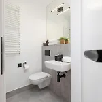 Saska Blu Premium By Renters * クラクフ