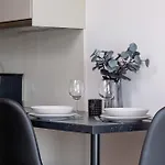 Lejlighed Saska Blu Premium By Renters