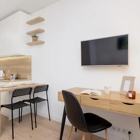 Saska Blu Premium By Renters