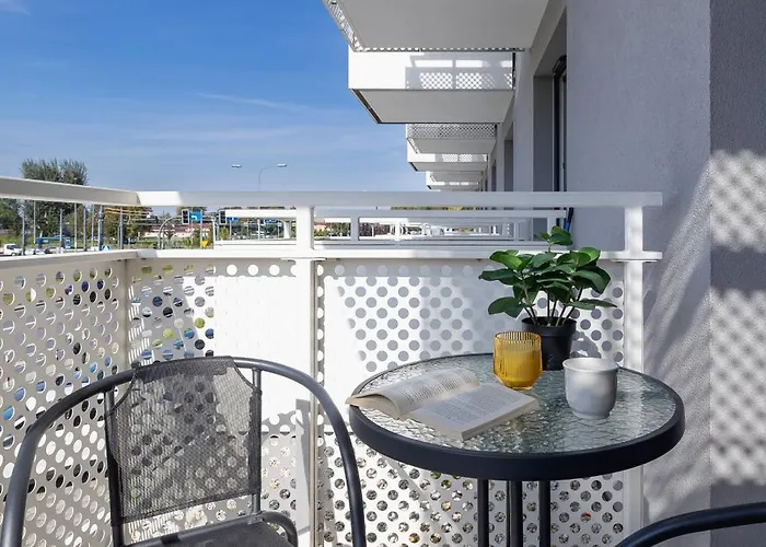 Saska Blu Premium By Renters