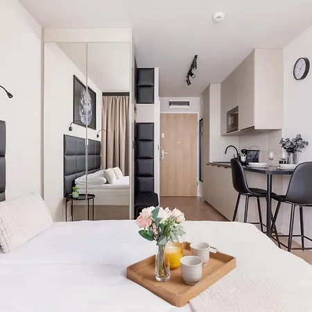 Saska Blu Premium By Renters